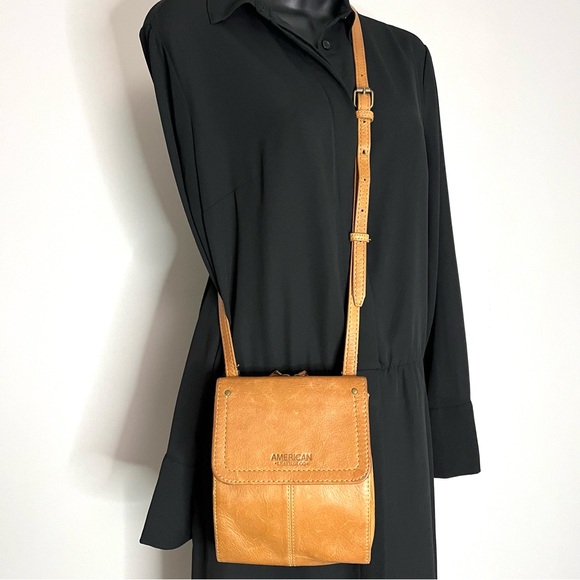 American Leather Co Kansas Brown Leather Crossbody - Picture 12 of 12